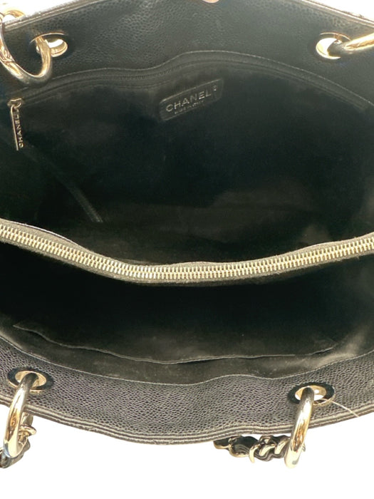 Chanel Black Leather Caviar CC Logo Tote Certified by Entrupy Bag Black / M