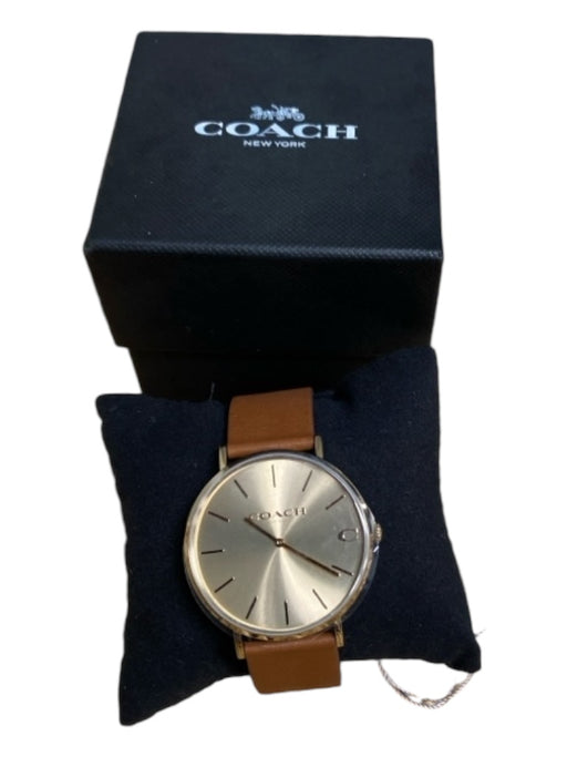 Coach Saddle Brown Gold Dial Leather New in Box Round Face Watches Saddle Brown