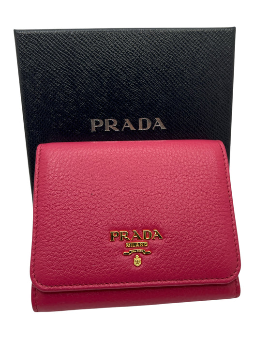 Prada Pink Leather Pebbled Gold Logo Bi-Fold Compact Wallets Pink