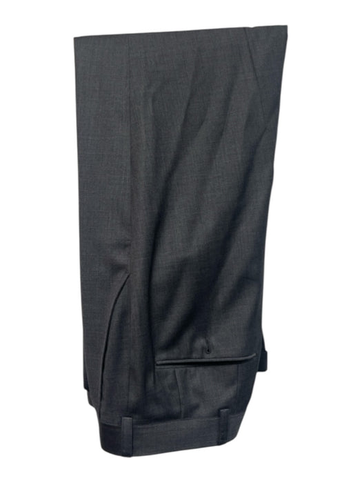 Fit Wel Gray Wool Solid 2 Button Men's Suit Gray / Est 44