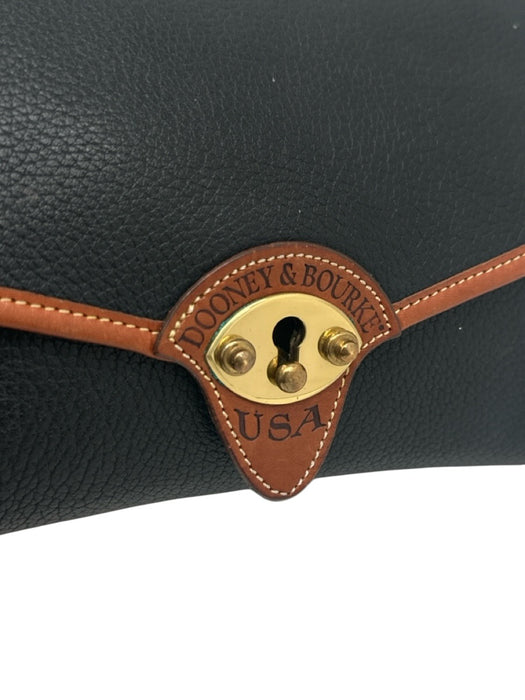 Dooney & Bourke Black & Tan Leather Flap Toggle Close Removable Strap Bag Black & Tan