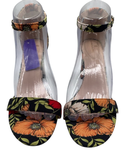 Bandolino Shoe Size 9 Black & Multi textile upper Floral Ankle Buckle Sandals Black & Multi / 9