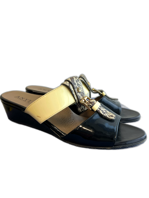 Anyi Lu Shoe Size 39.5 Black & Cream Leather Upper open toe Buckle Detail Shoes Black & Cream / 39.5