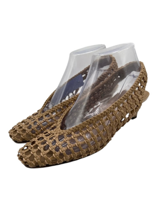 Fendi Shoe Size 38 Brown Leather Woven Kitten Heel Slingback Pumps Brown / 38