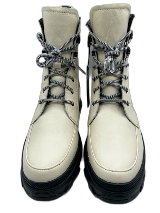 Sorel Shoe Size 9.5 White, Black, Green Leather Lace Up Chunky Sole Boots White, Black, Green / 9.5