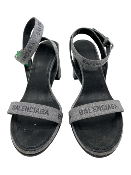 Balenciaga Shoe Size 37 Black & Silver Leather Logo Round Toe Block Heel Pumps Black & Silver / 37