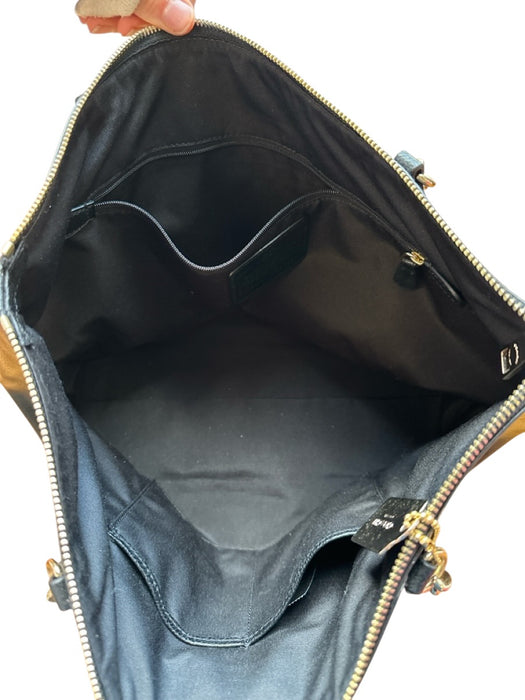 Coach Black & Gold Leather Top Handles Chain Strap Zip Close Gold Hardware Bag Black & Gold / M
