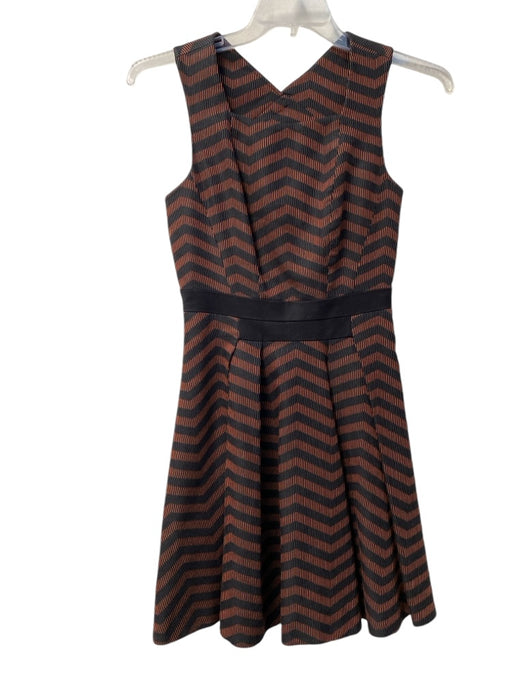 Karen Millen Size 4 Black & Rust Acetate Blend Sleeveless Chevron Ribbed Dress Black & Rust / 4