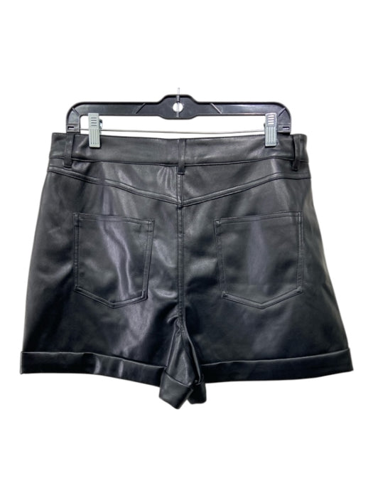 Avec Les Filles Size 31 Black Faux Leather High Rise Cuffed Shorts Black / 31