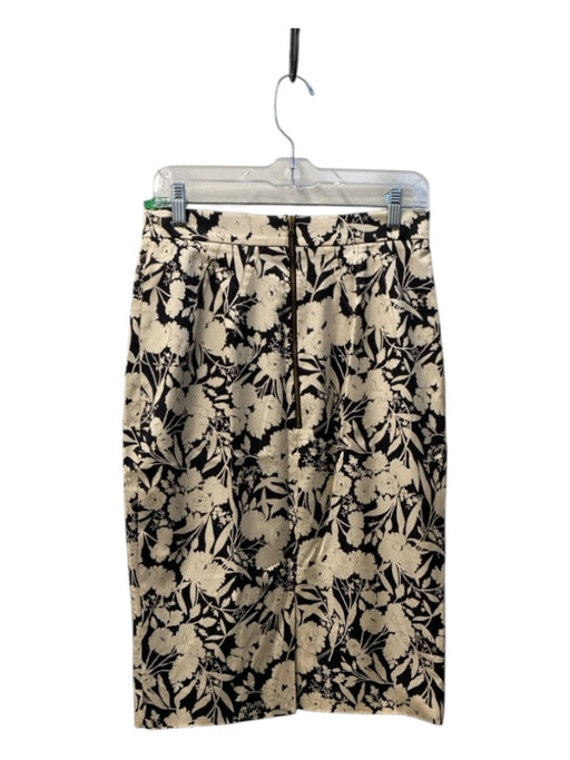 D & G Size Est Small Cream & Black No Fabric Tag Abstract Floral Back Zip Skirt Cream & Black / Est Small