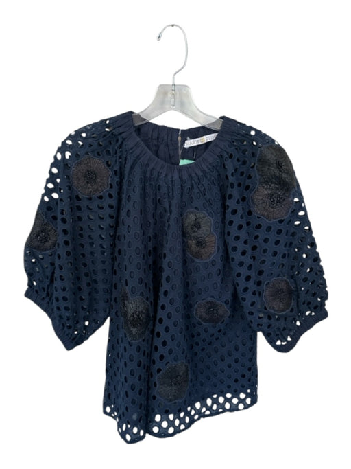 Marie Oliver Size M Navy Cotton Eyelet flower applique Puff Sleeve Top Navy / M