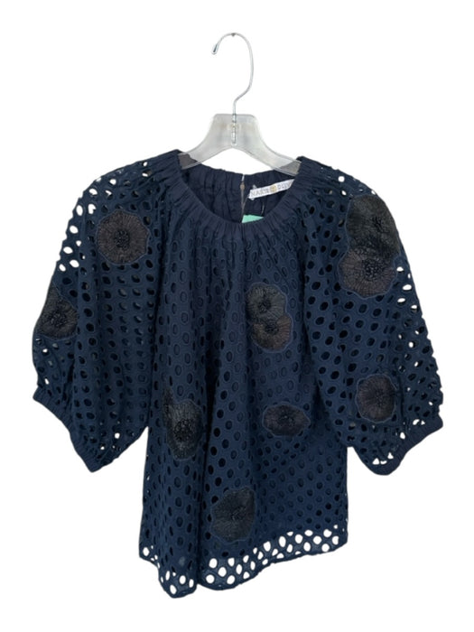 Marie Oliver Size M Navy Cotton Eyelet flower applique Puff Sleeve Top Navy / M