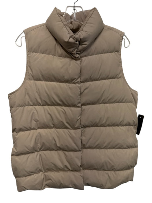 Brochu Walker Size Small Beige Polyester Snap Button Front Mock Neck Vest Beige / Small