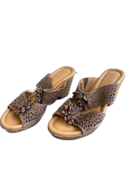 Bjorndal Shoe Size 8.5 Taupe & Tan Leather Slip On Open Toe Wedge Sandals Taupe & Tan / 8.5