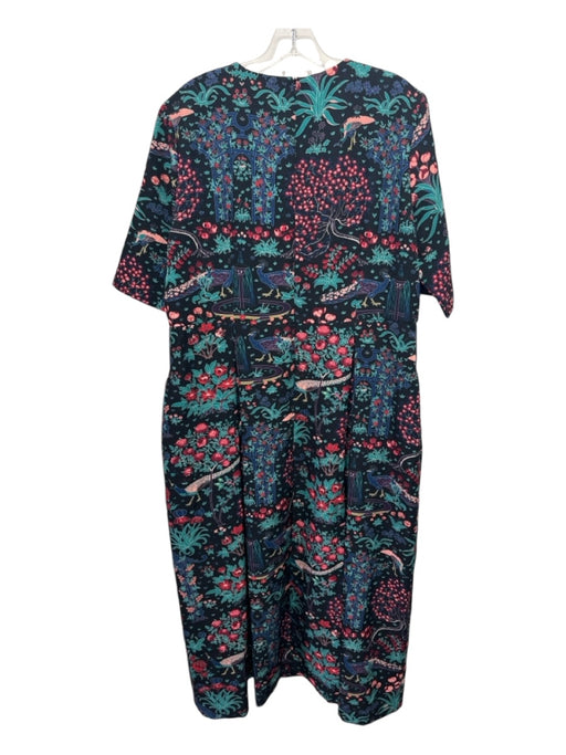 Tuckernuck Size XXL Black Red & Green Print Polyester Floral Pleated Dress Black Red & Green Print / XXL