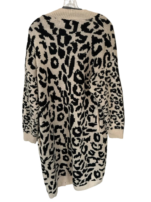 BlankNYC Size M Tan & black Acrylic Long Sleeve Animal Print Open Front Sweater