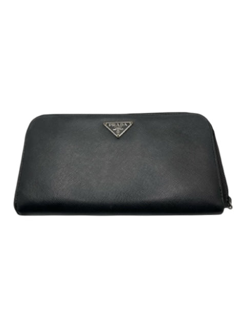 Prada AS IS - General Wear Black Saffiano Zipper Rectangle Cindy Wallet