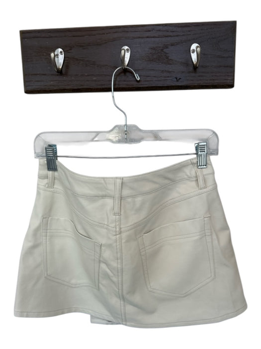 We The Free Size 27 Cream Vegan Leather Buttons Mini Skort Cream / 27