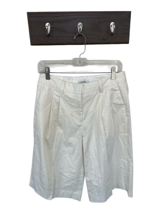 Aritzia Size 6 Light Cream Cotton Blend Low Rise Pleat Chino Cropped Pants Light Cream / 6