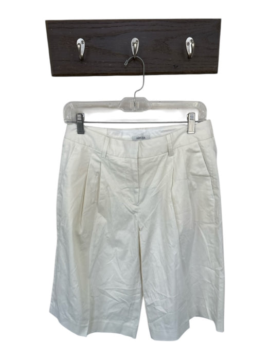 Aritzia Size 6 Light Cream Cotton Blend Low Rise Pleat Chino Cropped Pants Light Cream / 6