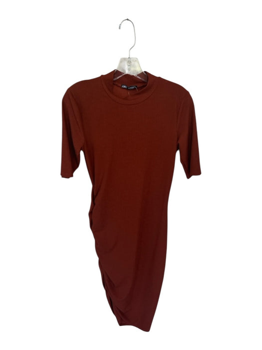 Zara Size M Rust Mock Neck Ribbed Short Sleeve Gathered Side Dress Rust / M