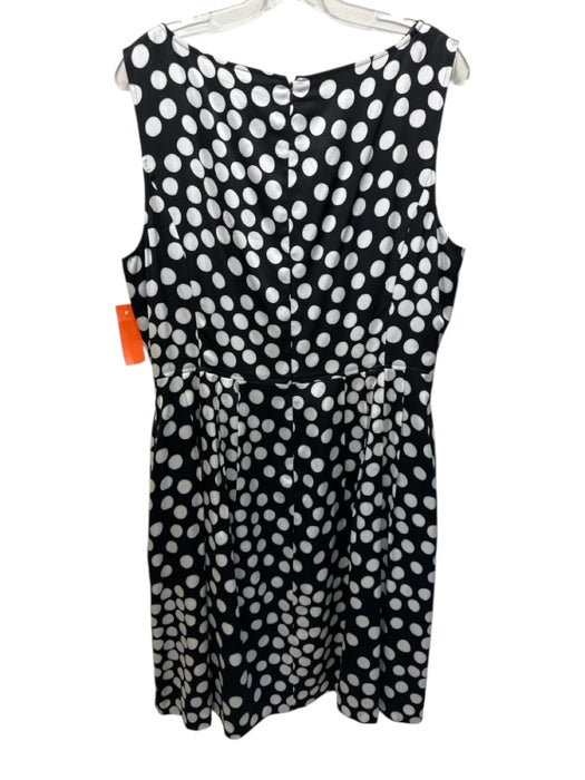 St. John Size 16 Black & White Silk Blend Polka Dots Sleeveless Back Zip Dress Black & White / 16