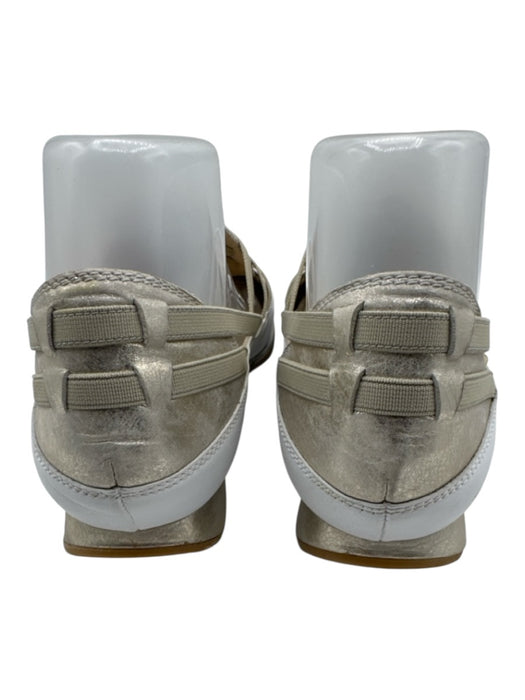 Stuart Weitzman Shoe Size 9 White & Gold Leather Upper Metallic Detail Flats White & Gold / 9