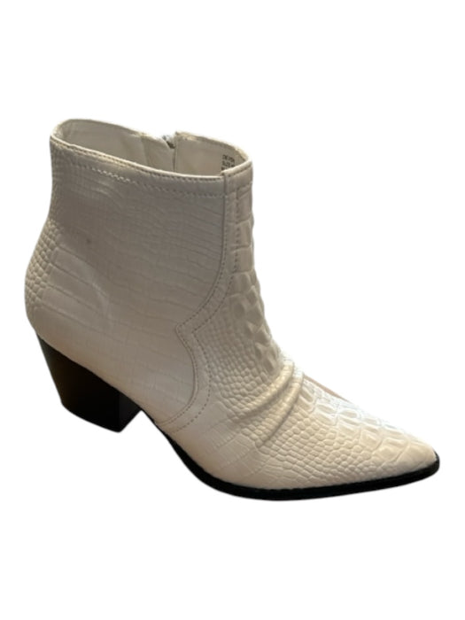 Coconuts by Matisse Shoe Size 6M White Leather Croc Embossed Side Zip Booties White / 6M