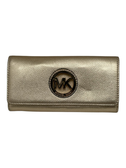 Michael Kors Gold Grained Leather gold logo Snap Closure Clutch Wallets Gold