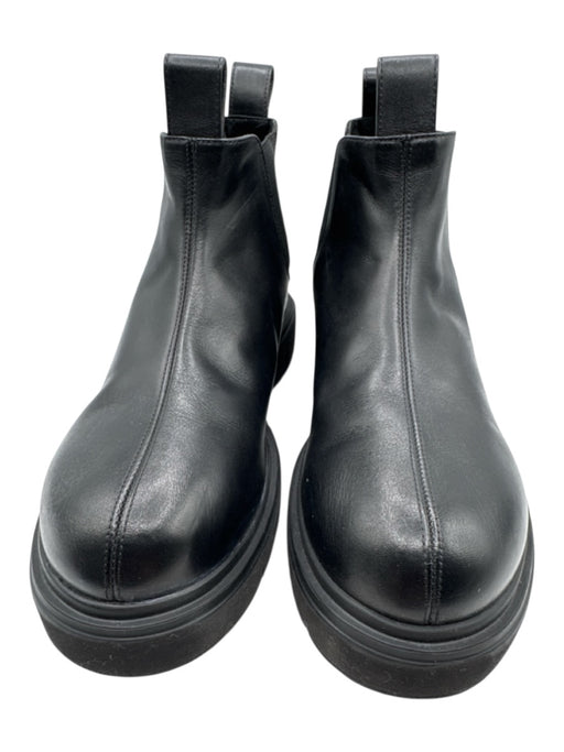 Mansur Gavriel Shoe Size 37 Black Leather Lug sole Ankle Chelsea Boots Black / 37