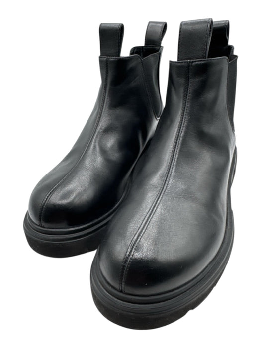 Mansur Gavriel Shoe Size 37 Black Leather Lug sole Ankle Chelsea Boots Black / 37