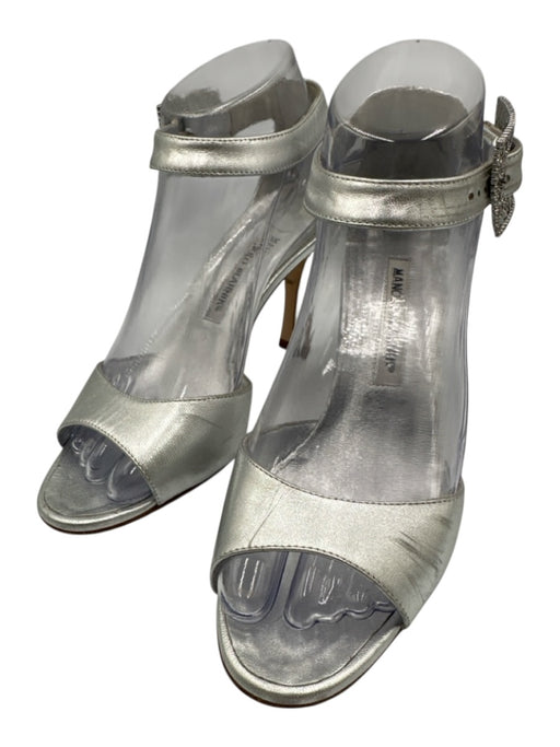 Manolo Blahnik Shoe Size 37.5 Silver Leather Ankle Strap Crystals Buckle Sandals Silver / 37.5