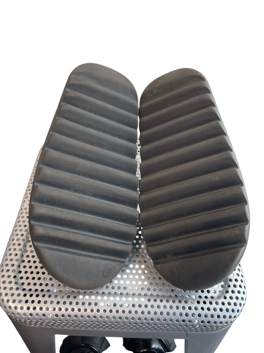 Adidas Yeezys Shoe Size 9 Black Foam Slides Open Toe Platform Shoes Black / 9