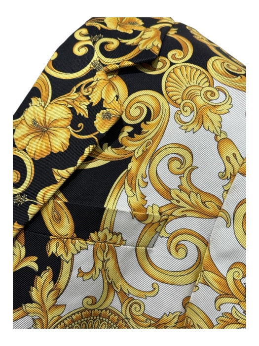 Versace White & Gold Wool Blend Medusa 2 Button Men's Blazer White & Gold / 52