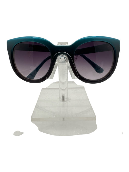 Derek Lam Blue & Brown Plastic Cat Eye Sunglasses Blue & Brown