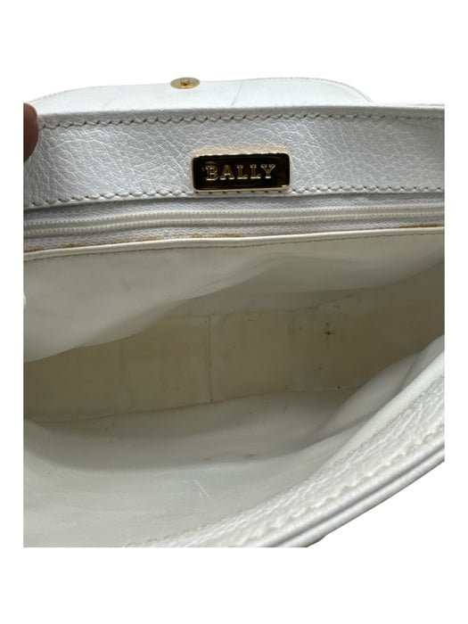 Bally White & Brown Pebbled Leather Crossbody Button Close Gold Hardware Bag White & Brown / M