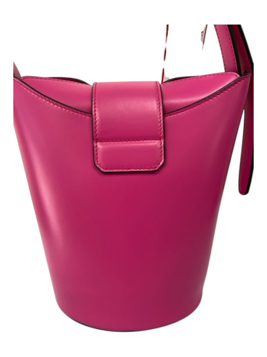 Salvatore Ferragamo Pink Leather One Handle Gold Hardware Bucket Bag Pink / S