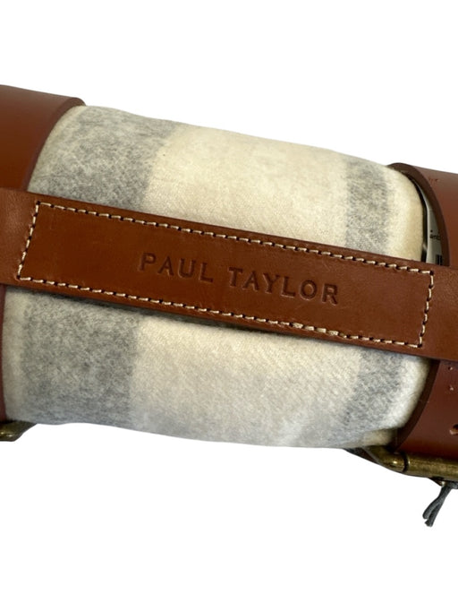 Paul Taylor NWT Gray & White Wool Plaid Men's Accessories Gray & White