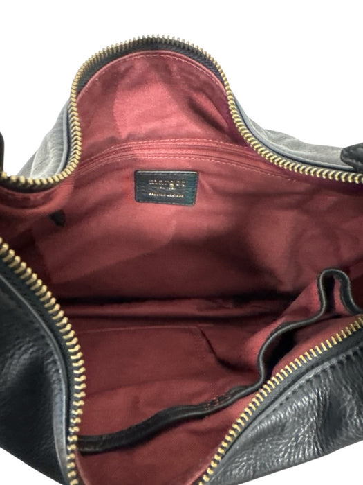 Margot Black Leather Single Handle Zip Close Crescent Shoulder Bag Black / Medium