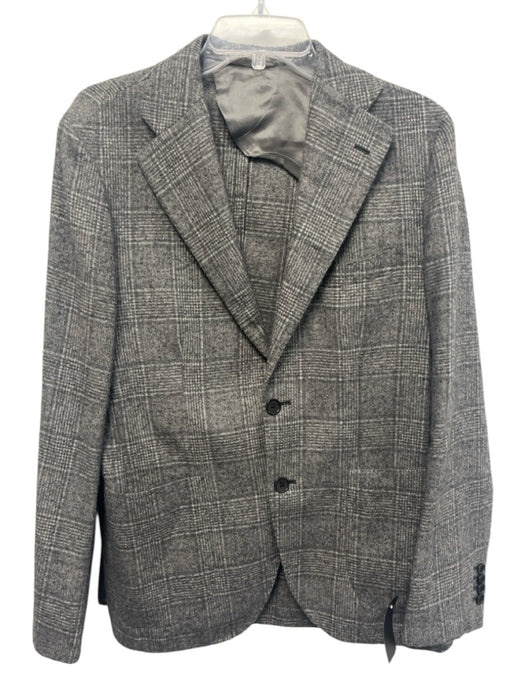 Pini Gray Wool Blend Plaid Patch Pocket 2 Button Men's Blazer Gray / 50
