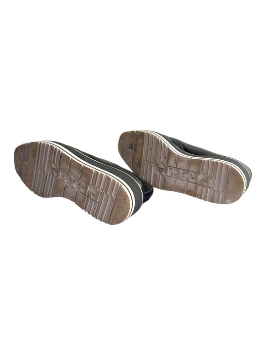 Prada Shoe Size 36 Black & White Leather Pointed Toe lace up Oxford Shoes Black & White / 36