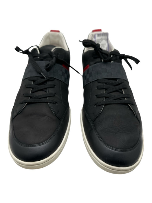 Louis Vuitton Shoe Size 9.5 Black Leather Solid Sneaker Men's Shoes Black / 9.5
