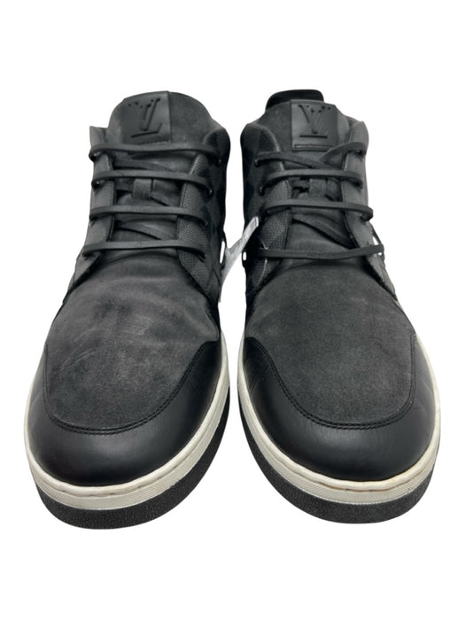 Louis Vuitton Shoe Size 9 Black & White Leather Damier Sneaker Men's Shoes Black & White / 9