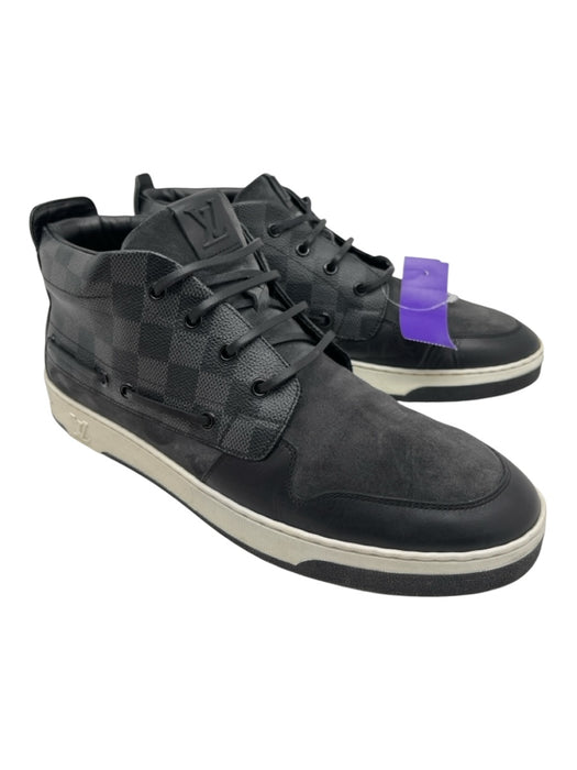 Louis Vuitton Shoe Size 9 Black & White Leather Damier Sneaker Men's Shoes Black & White / 9