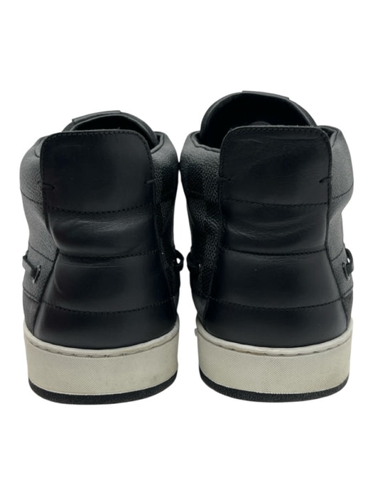 Louis Vuitton Shoe Size 9 Black & White Leather Damier Sneaker Men's Shoes Black & White / 9