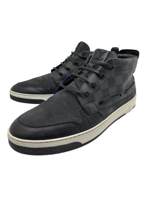 Louis Vuitton Shoe Size 9 Black & White Leather Damier Sneaker Men's Shoes Black & White / 9