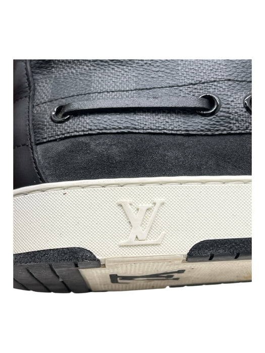 Louis Vuitton Shoe Size 9 Black & White Leather Damier Sneaker Men's Shoes Black & White / 9