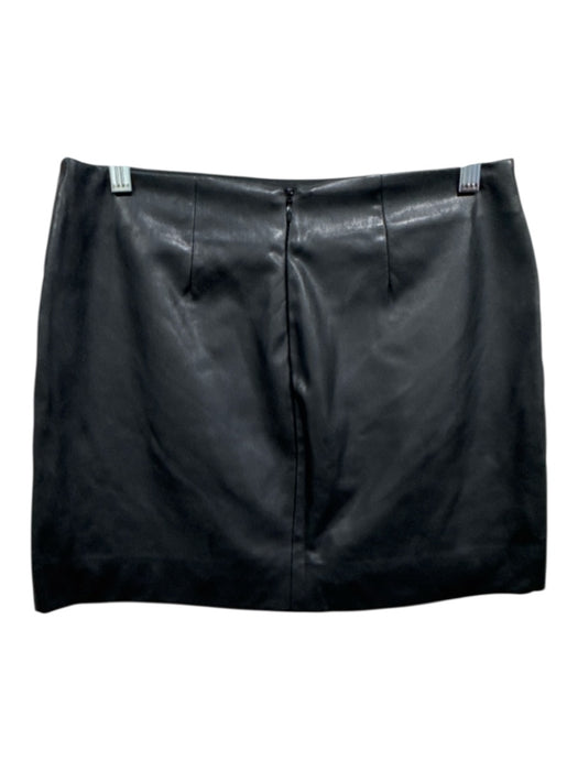 BlankNYC Size 27 Black Faux Leather Back Zip Envelope Skirt Black / 27