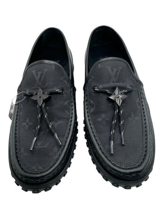 Louis Vuitton Shoe Size 6 CURRENT SEASON Black Canvas Leather trim Loafers 6