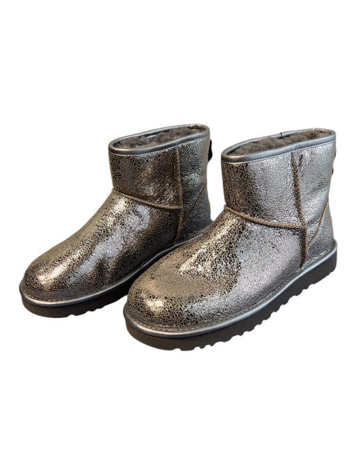 Ugg Shoe Size 8 Silver Leather & Manmade round toe Above Ankle Booties Silver / 8